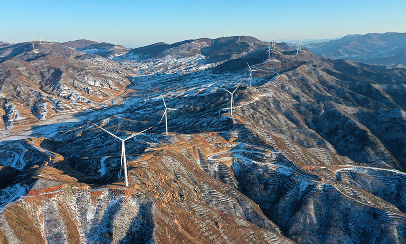 3月28日，中國能建山西電建承建嵐縣大蛇頭二期25兆瓦風(fēng)電EPC項(xiàng)目全容量并網(wǎng)發(fā)電。